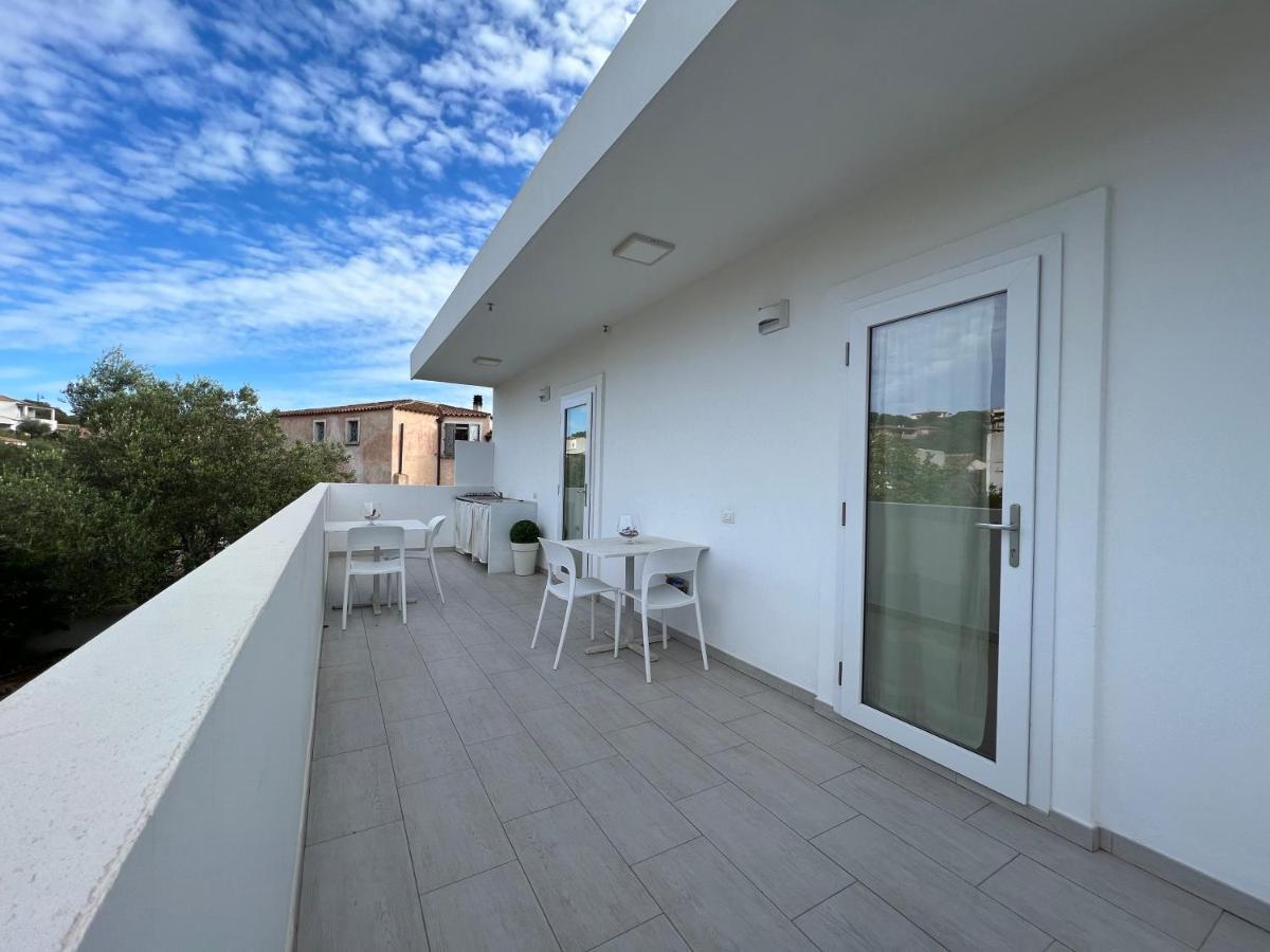 Al Mare Da Francesca Hotel Олбия Екстериор снимка