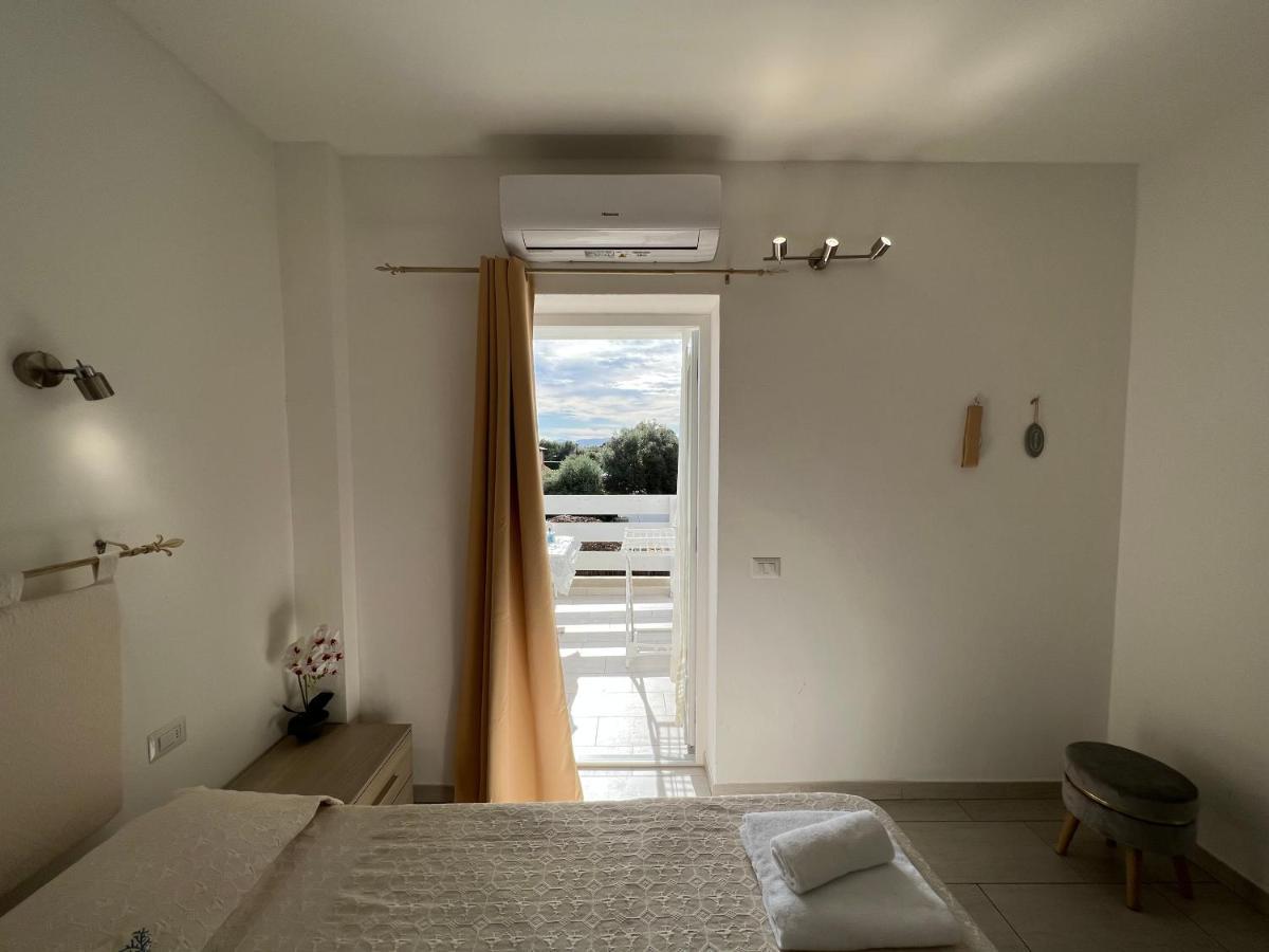Al Mare Da Francesca Hotel Олбия Екстериор снимка