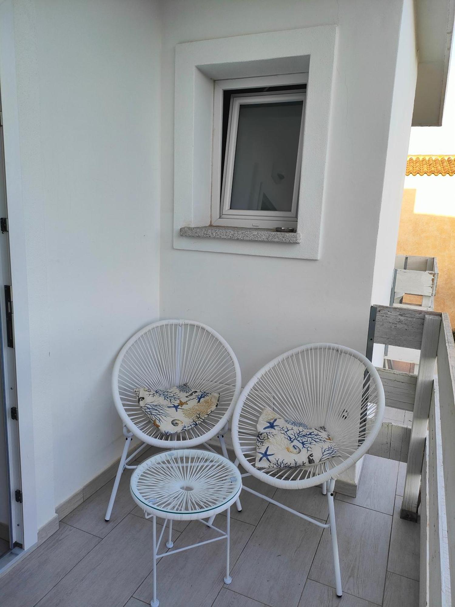 Al Mare Da Francesca Hotel Олбия Екстериор снимка