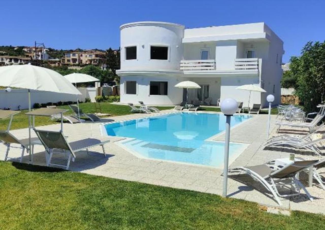 Al Mare Da Francesca Hotel Олбия Екстериор снимка