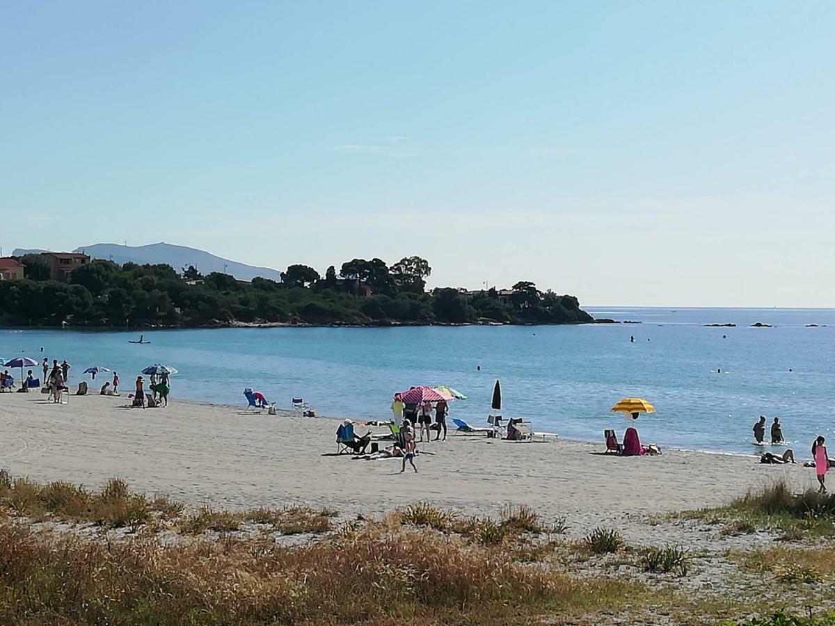 Al Mare Da Francesca Hotel Олбия Екстериор снимка